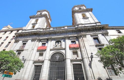 Fachada del Mercado de San Fernando