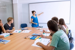 我们的学校 阿利坎特 dq 8