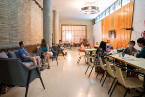 私たちの学校 GRANADA DQ 06