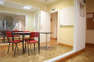 UNSERE SCHULE IN MADRID DQ 10