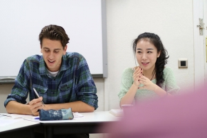 我们在马德里的学校 DQ 13