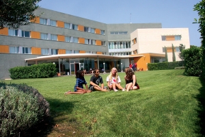 Summer Camp in Barcelona 01