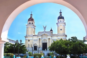 NUESTRA ESCUELA DE ESPAÑOL DQ CUBA 1